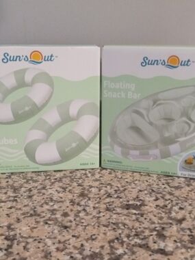 Set Of 2 Pool Tubes and Floating Snack Bar